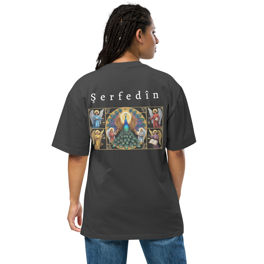 schwarzes verwaschenes T-shirt