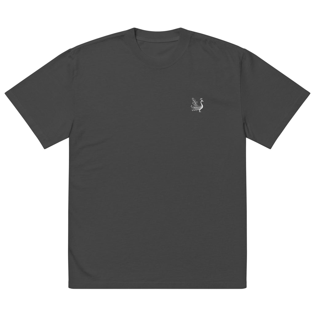 schwarzes verwaschenes T-shirt mit pfau Logo an der Brust